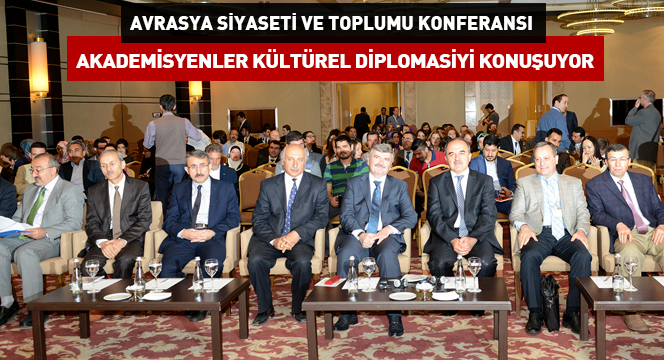 Akademisyenler Kültürel Diplomasiyi Konuşuyor